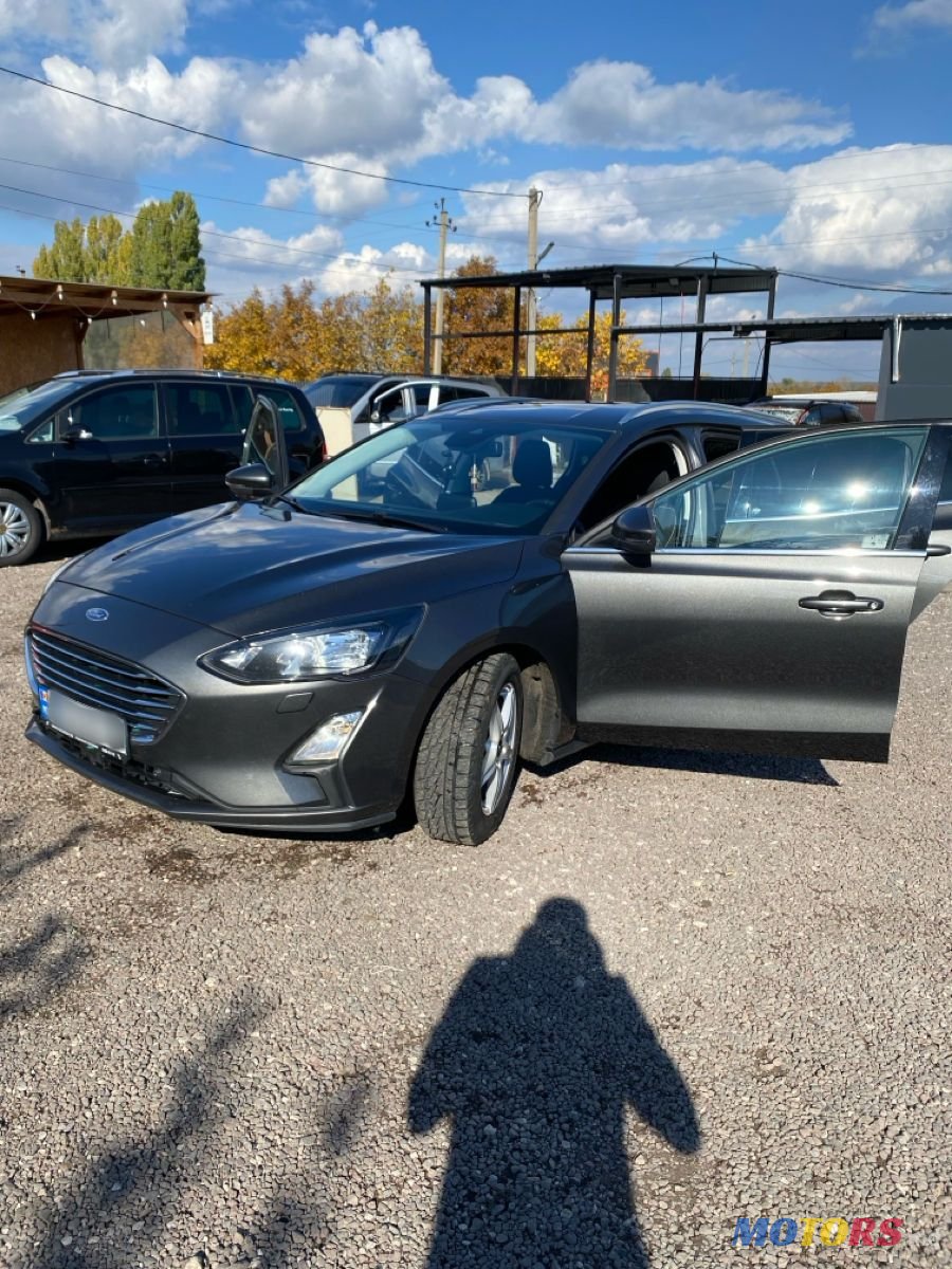 2020' Ford Focus photo #6