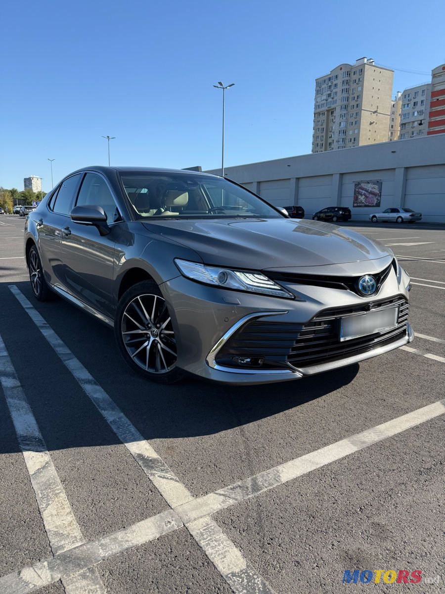 2023' Toyota Camry photo #4