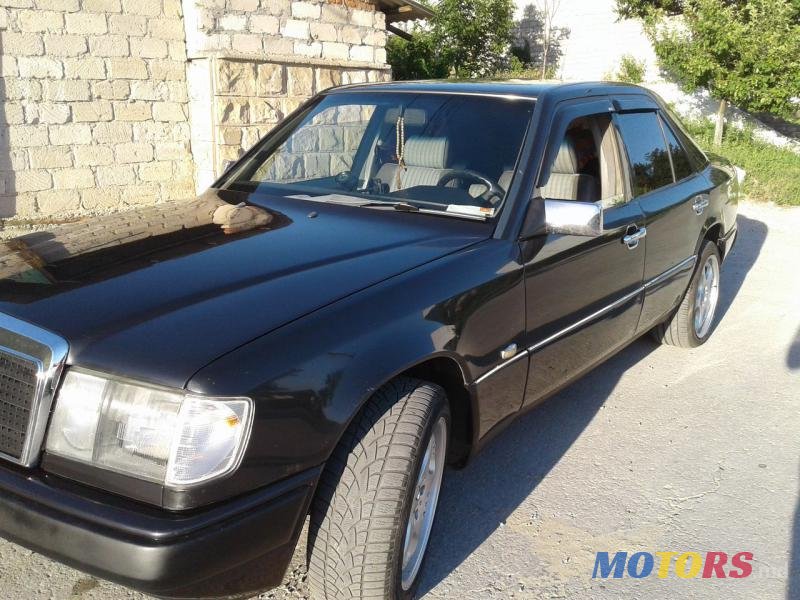 1990' Mercedes-Benz 200 photo #1