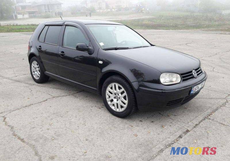 2003' Volkswagen Golf photo #1