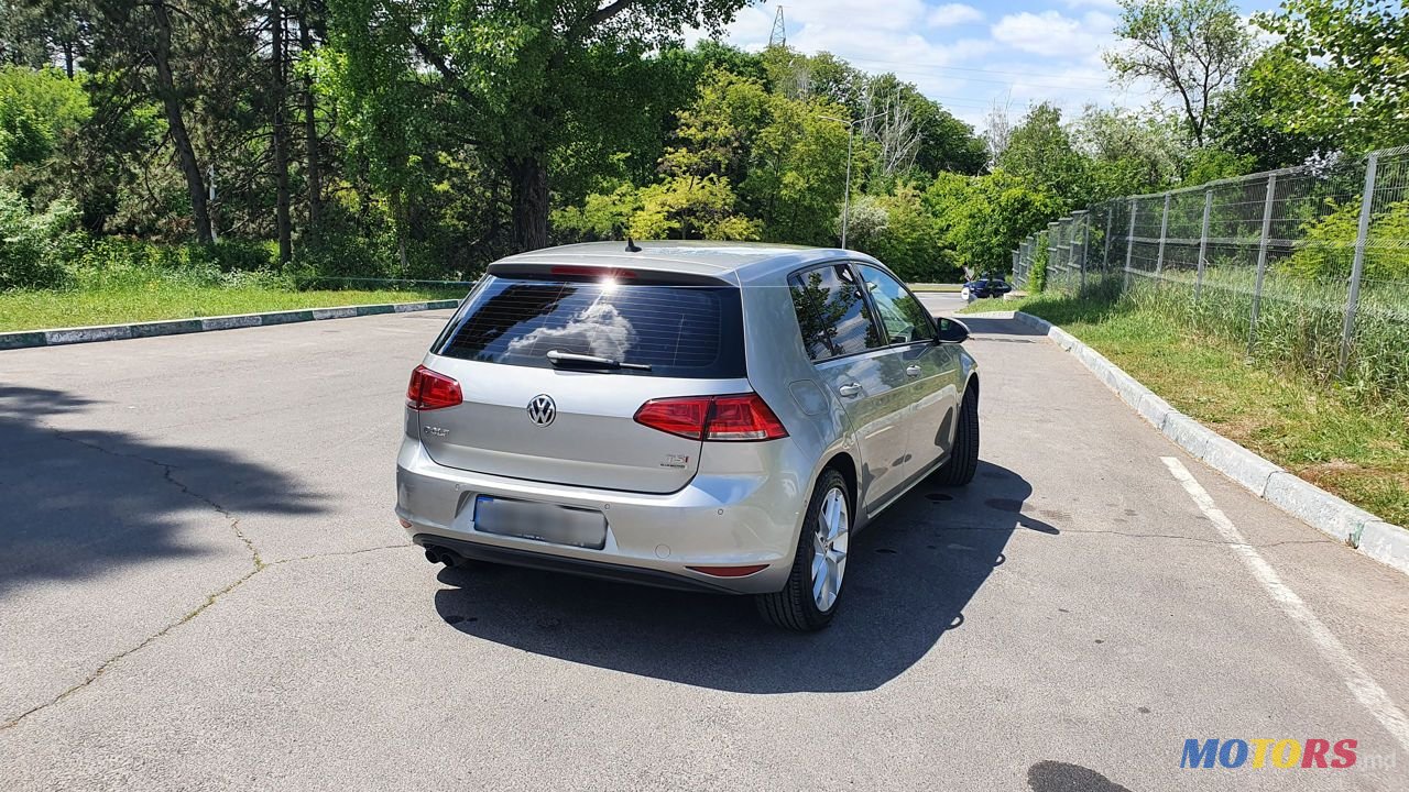 2014' Volkswagen Golf photo #3