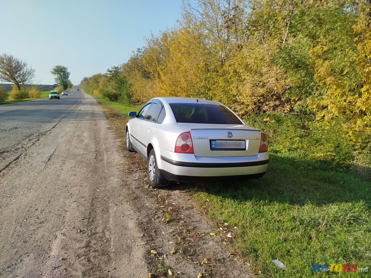 2001' Volkswagen Passat photo #6