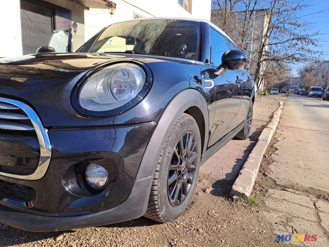 2015' MINI Cooper photo #2