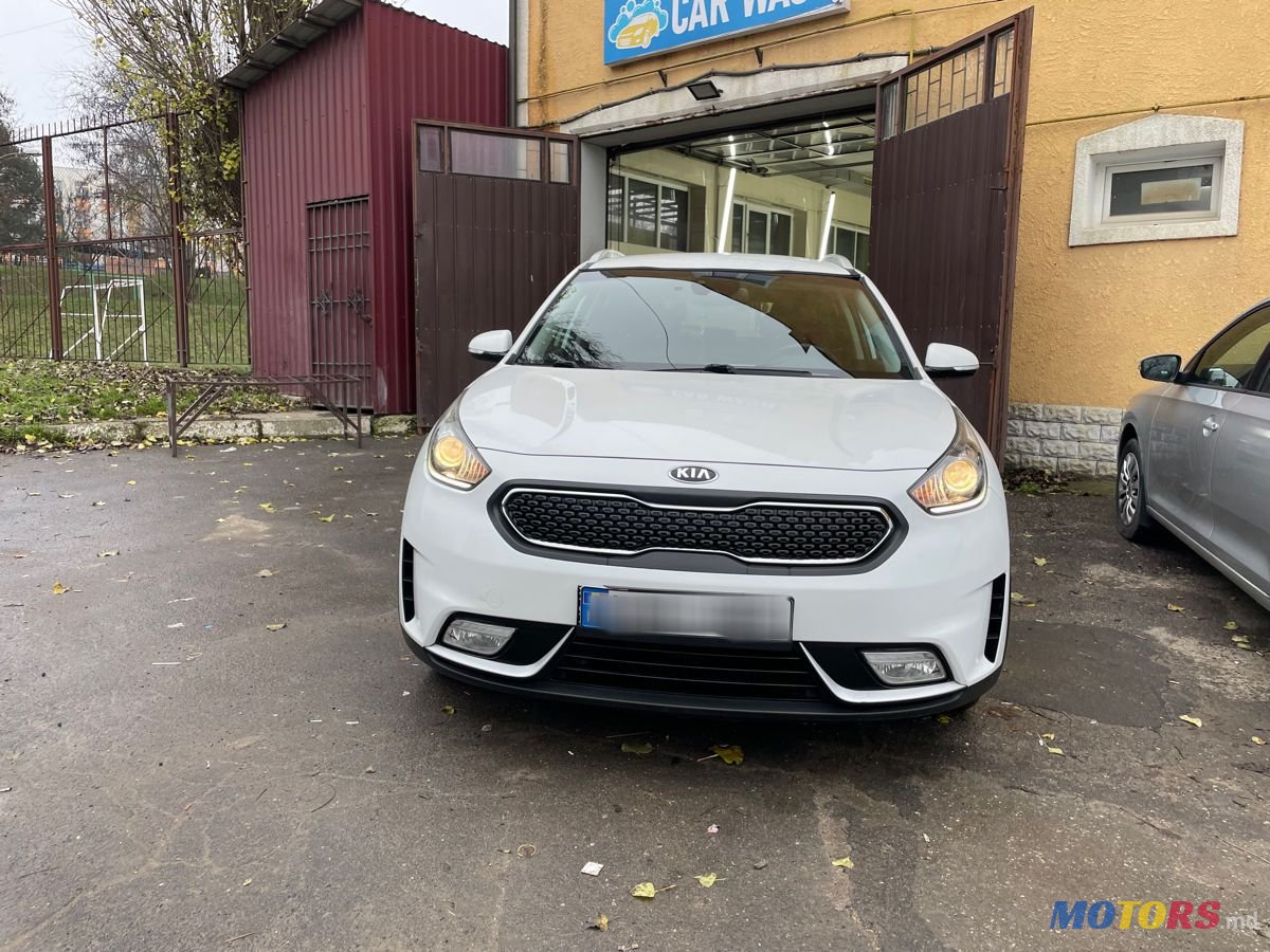 2018' Kia Niro photo #3