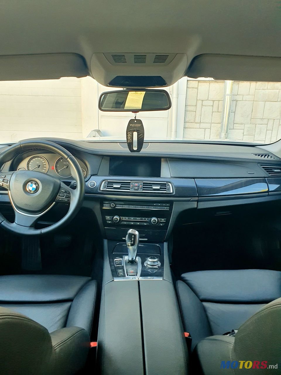 2009' BMW 7 Series photo #6