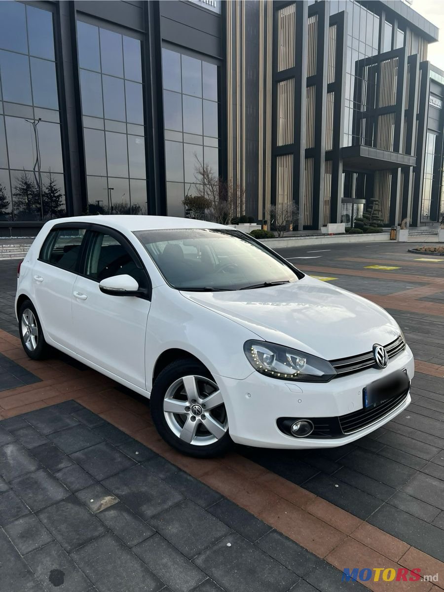 2012' Volkswagen Golf photo #1