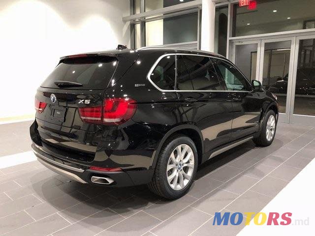 2017' BMW X5 photo #6