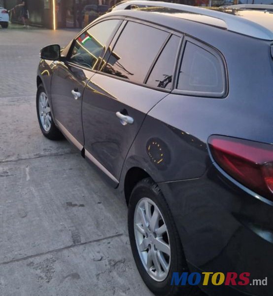2010' Renault Megane photo #5