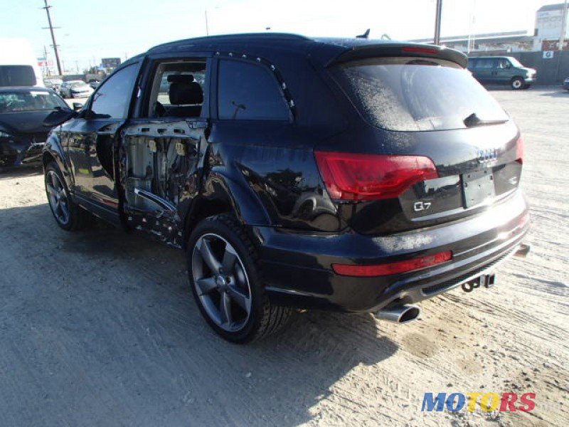 2014' Audi Q7 photo #4