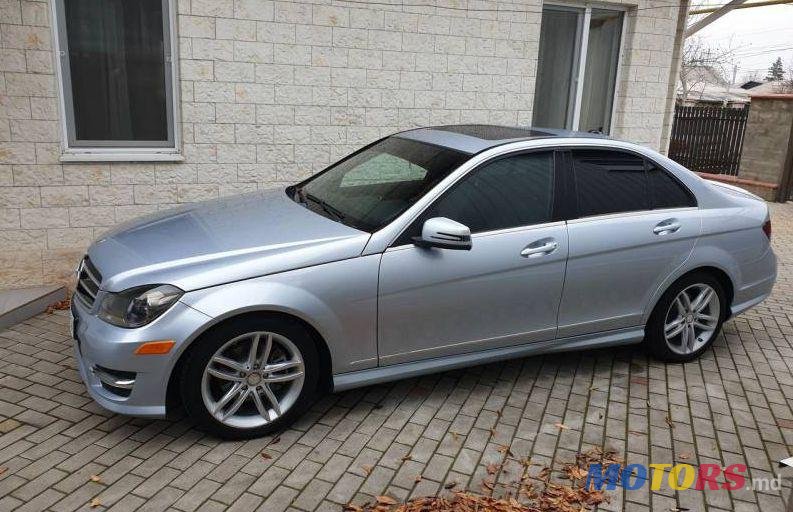 2014' Mercedes-Benz C photo #1