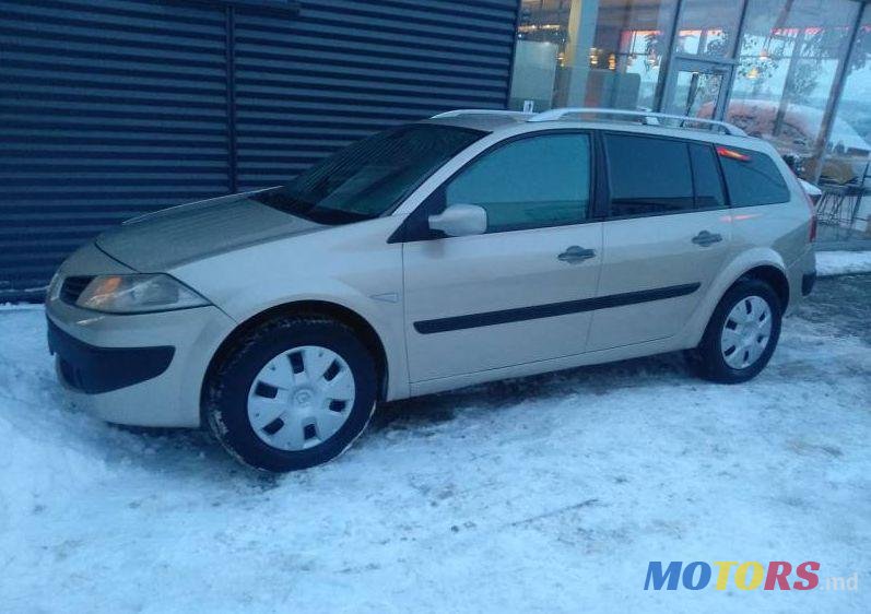 2008' Renault Megane photo #1