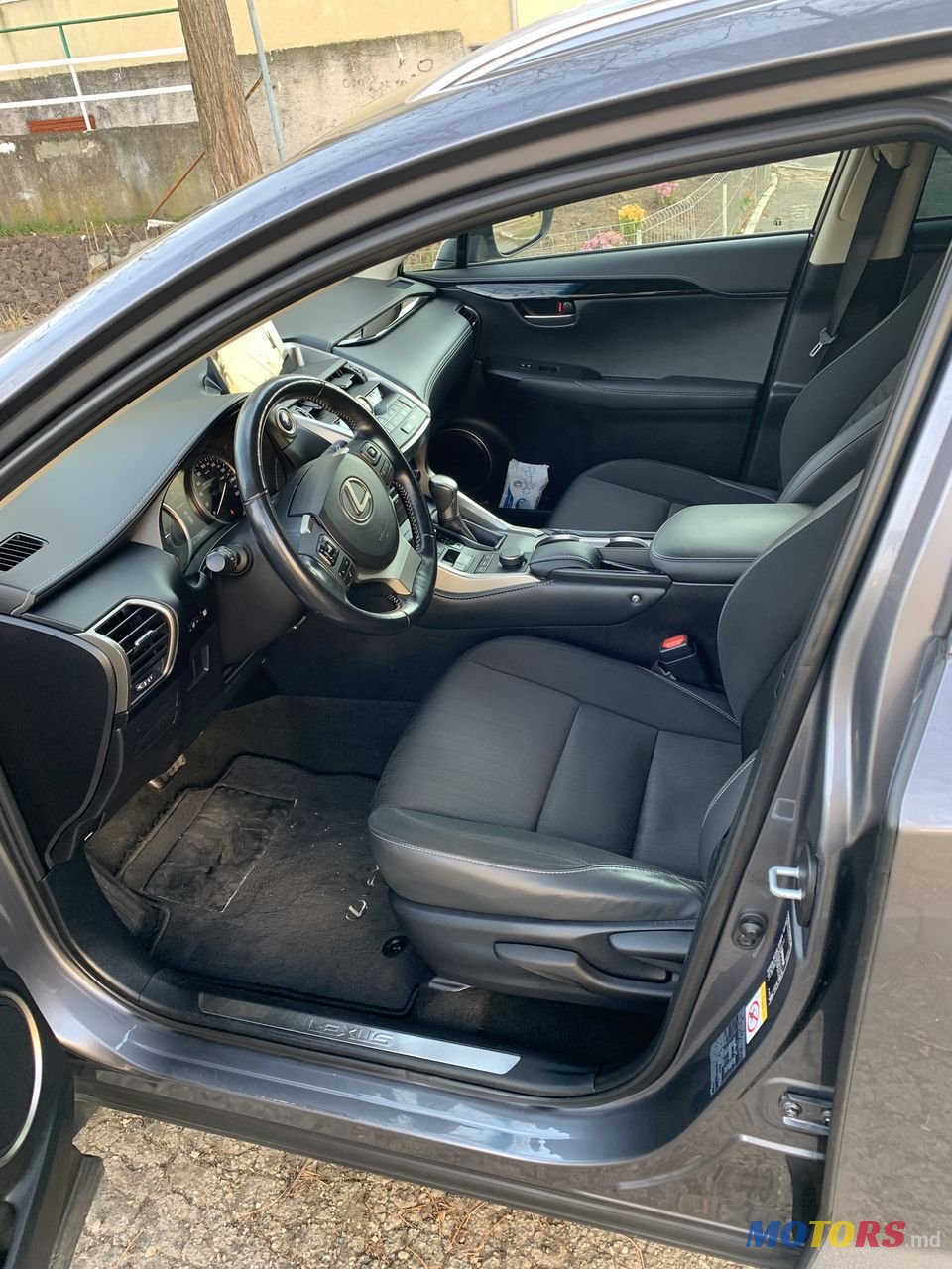 2015' Lexus Nx Series photo #4