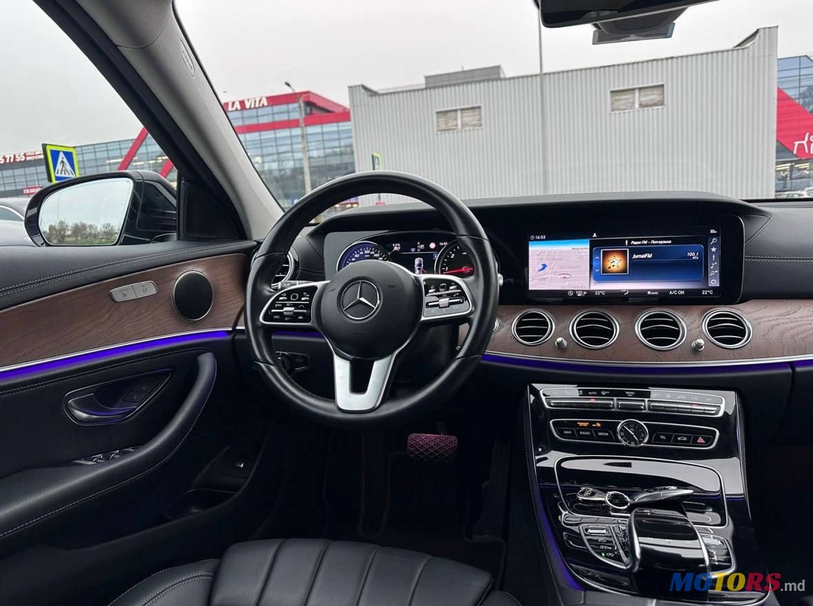 2019' Mercedes-Benz E-Class photo #4