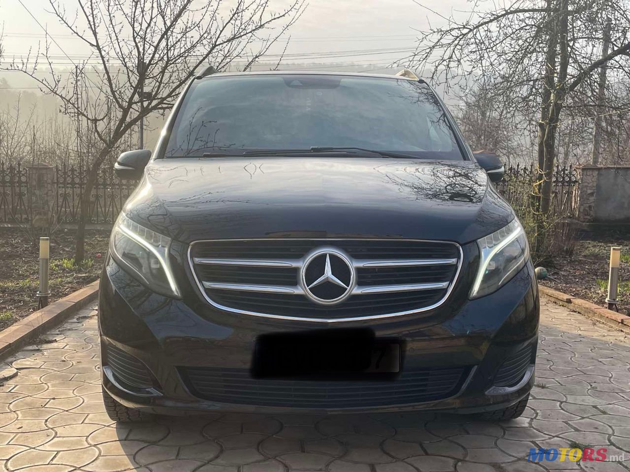 2014' Mercedes-Benz V Класс photo #2