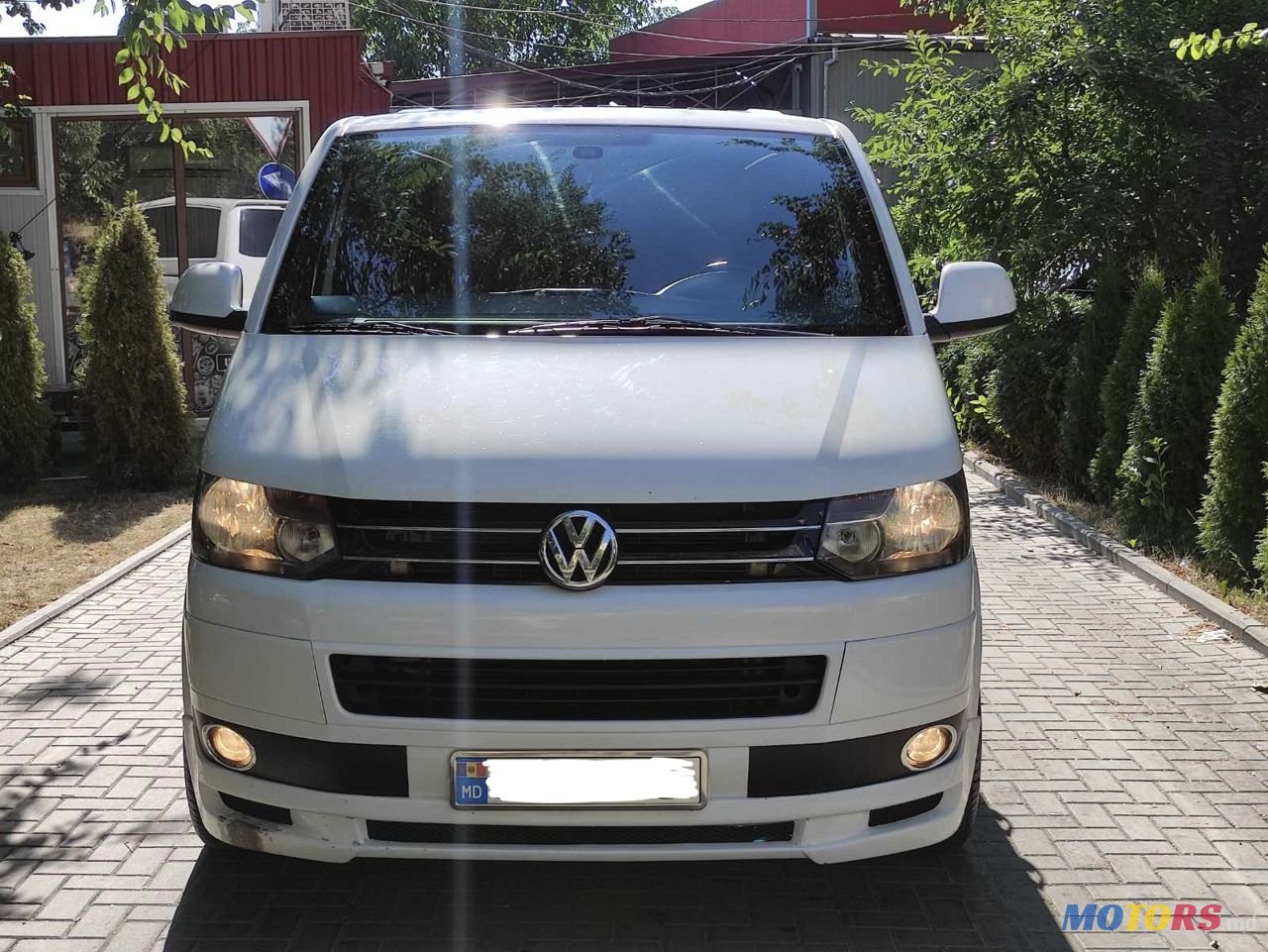 2011' Volkswagen Transporter photo #1
