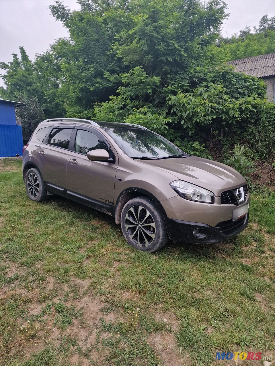 2011' Nissan Qashqai+2 photo #2
