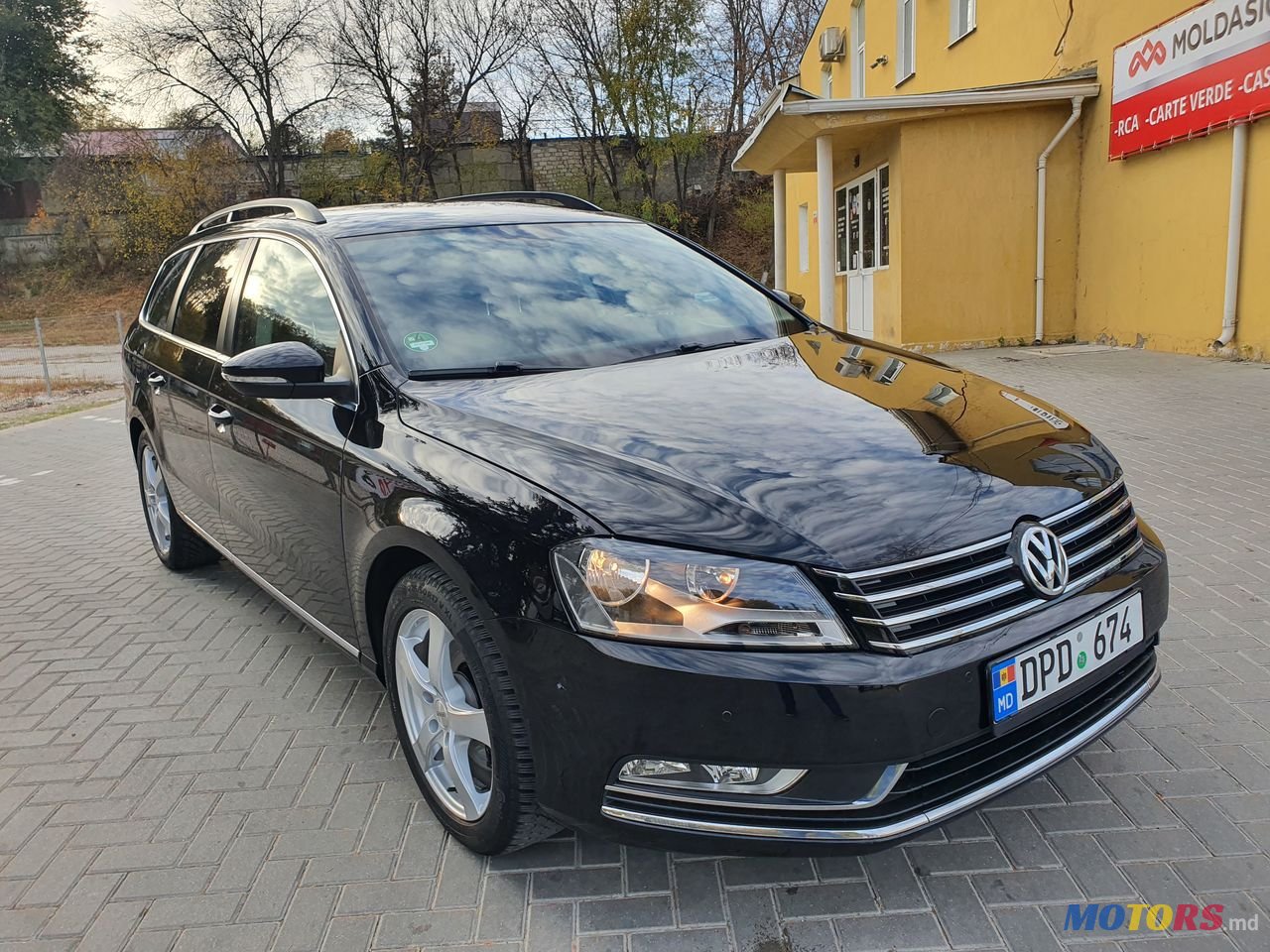 2013' Volkswagen Passat photo #2