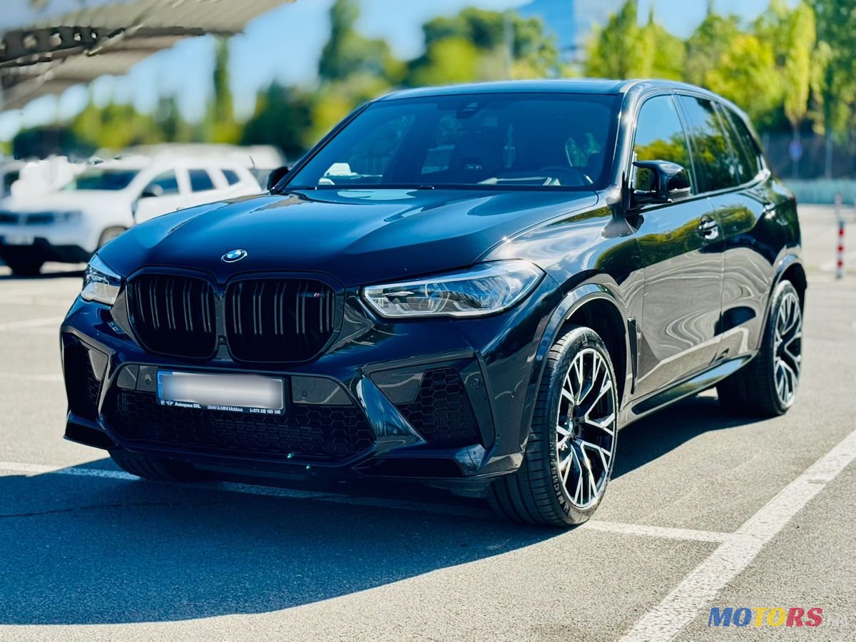 2022' BMW X5 M photo #1