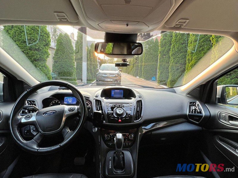 2013' Ford Kuga photo #5
