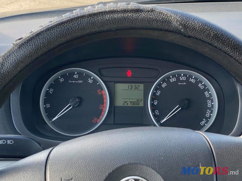 2008' Skoda Fabia 0000 photo #2