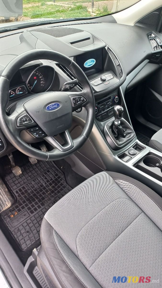 2017' Ford Kuga photo #4