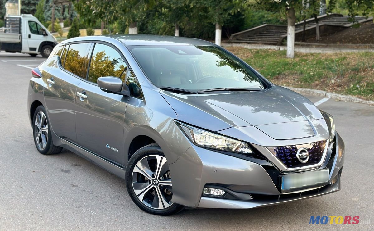 2019' Nissan Leaf photo #2