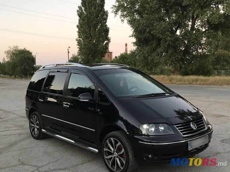 2006' Volkswagen Sharan photo #2