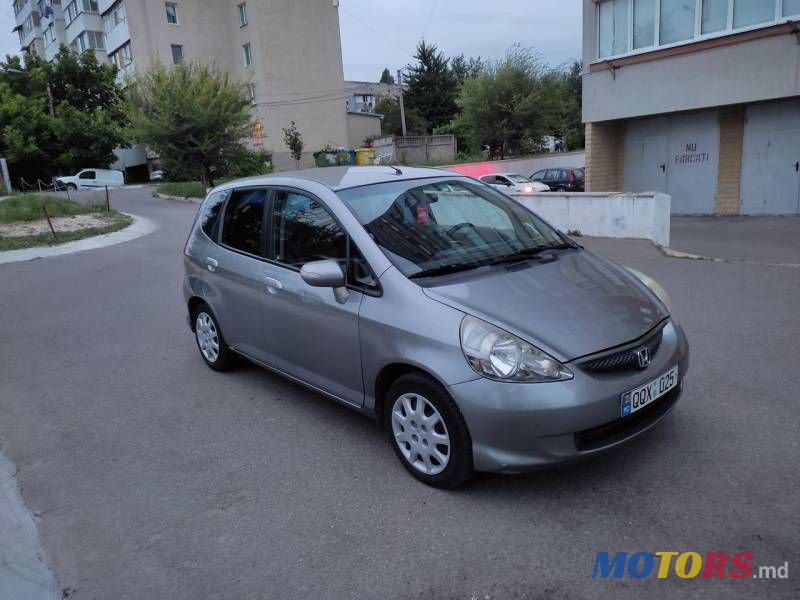 2005' Honda Jazz photo #2