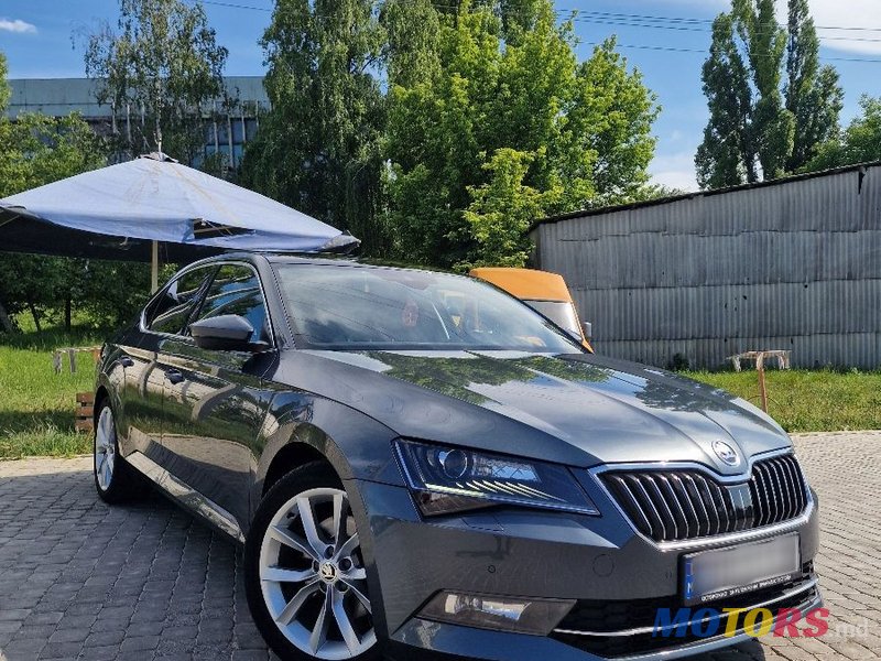 2015' Skoda Superb photo #1