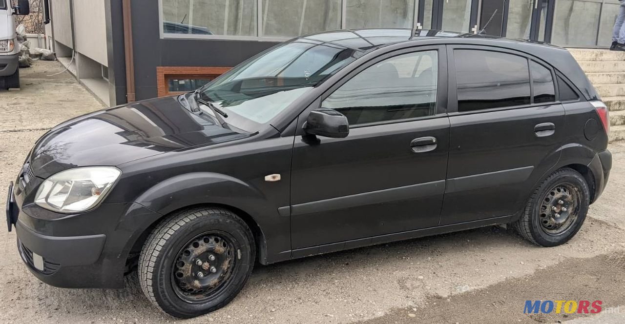 2006' Kia Rio photo #3