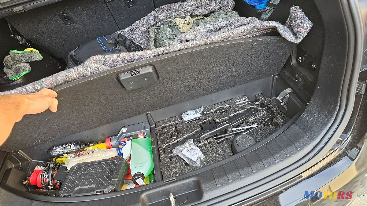 2018' Hyundai Santa Fe photo #6