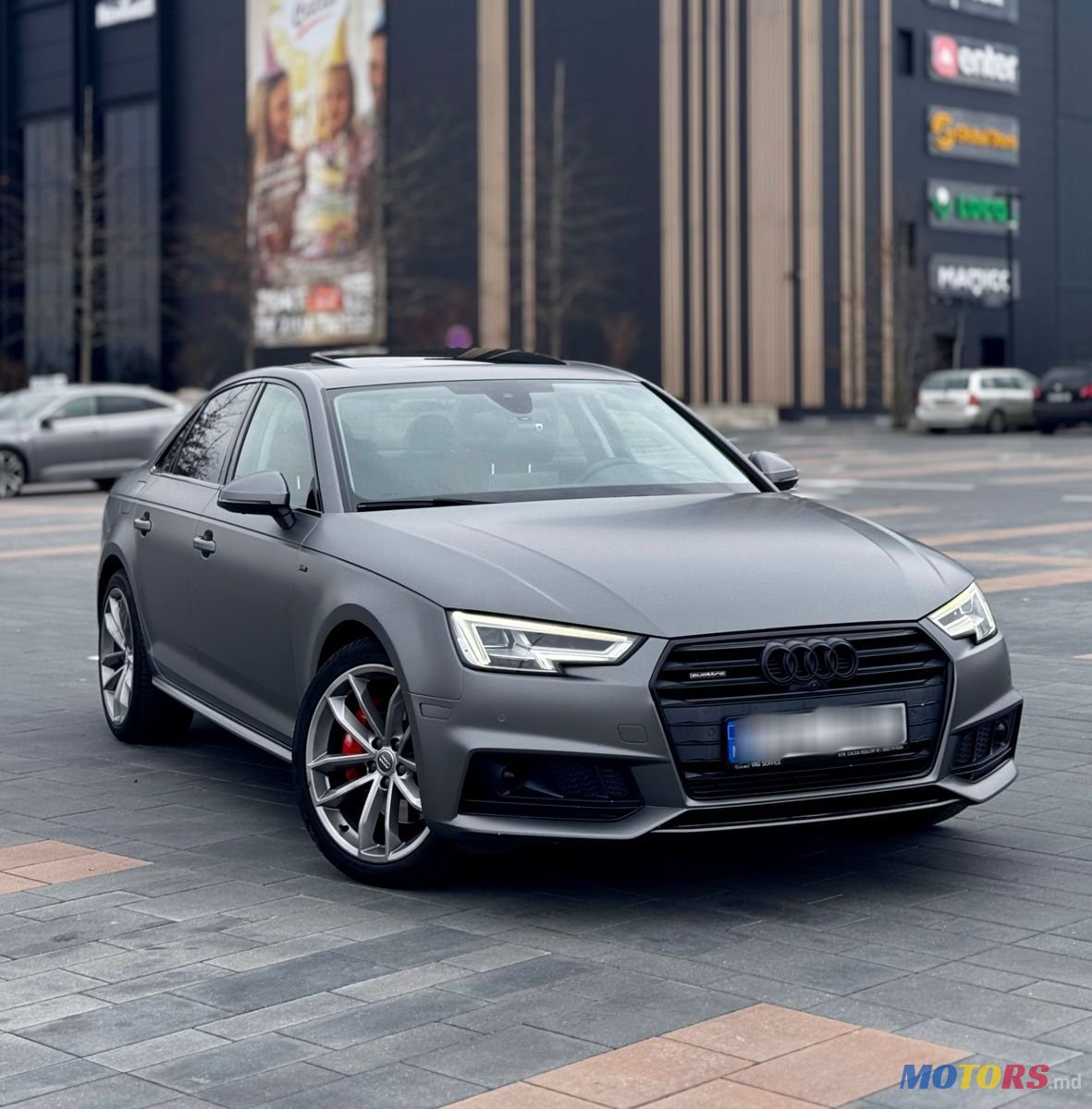 2016' Audi A4 photo #1
