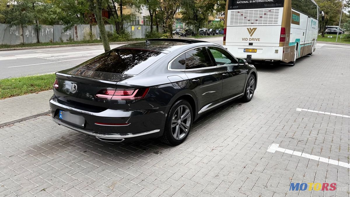 2018' Volkswagen Arteon photo #2