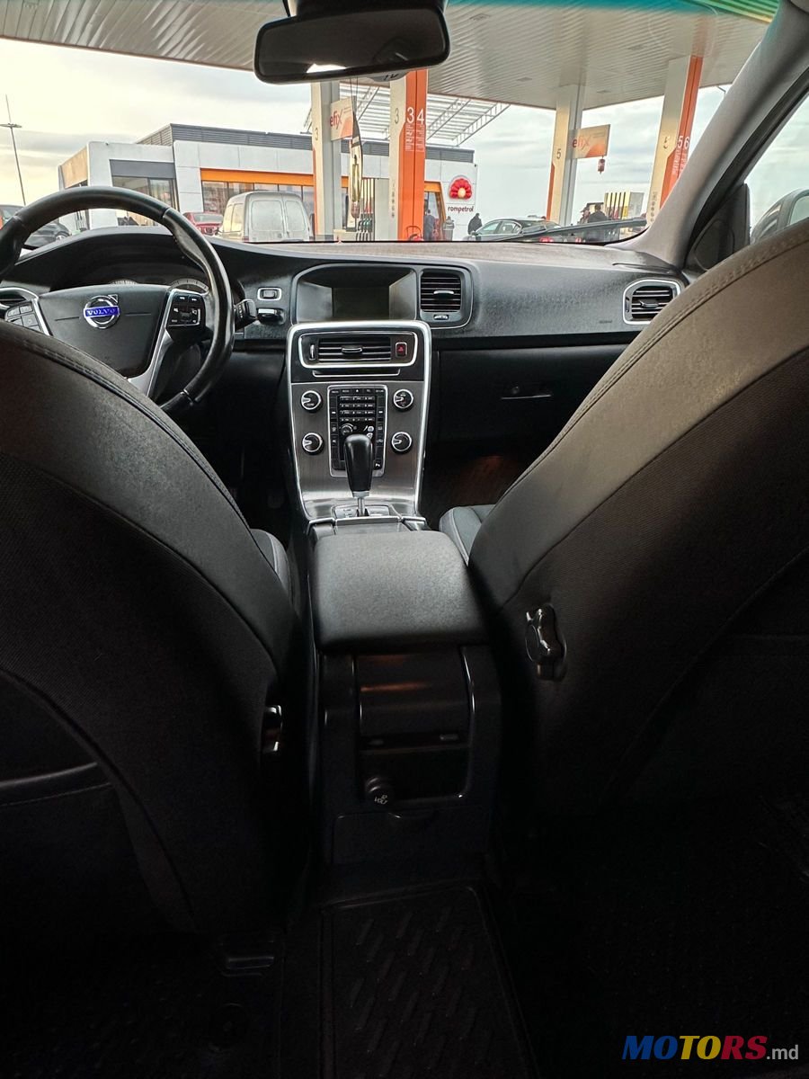 2010' Volvo S60 photo #4