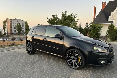 2006' Volkswagen Golf