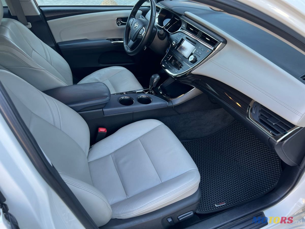 2013' Toyota Avalon photo #6