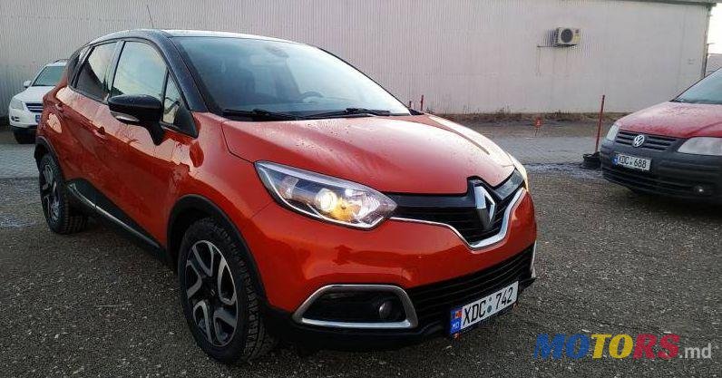 2015' Renault Captur photo #1