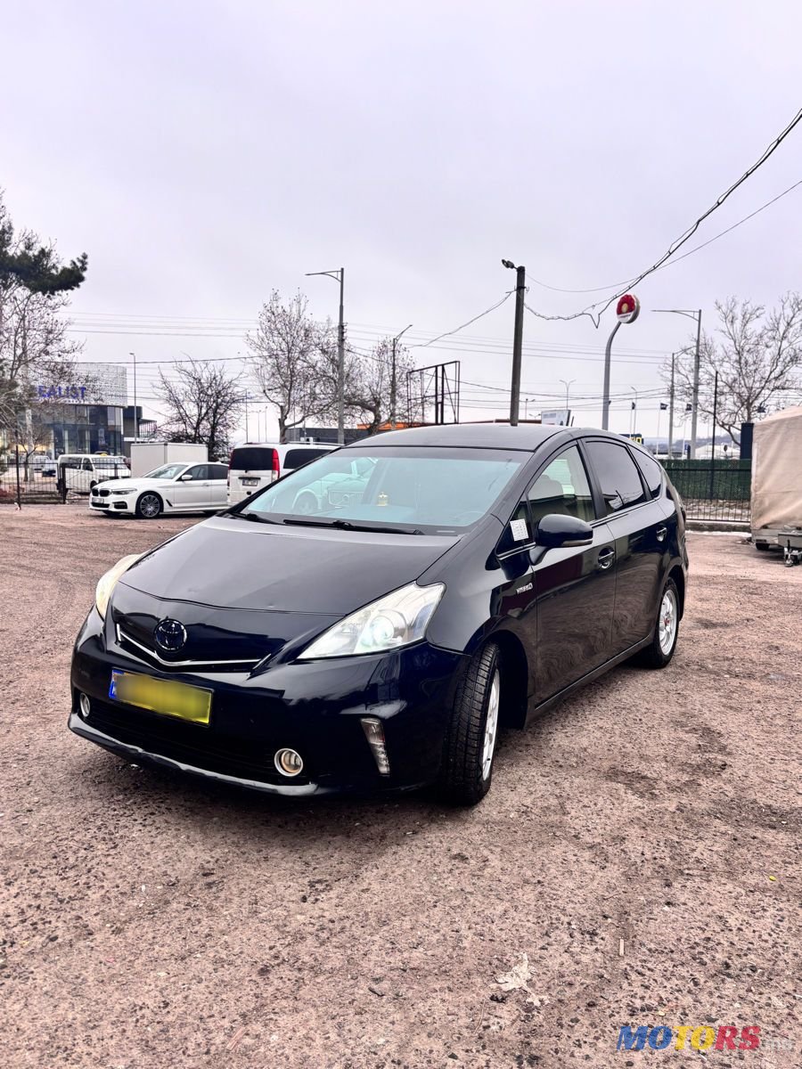 2012' Toyota Prius + photo #1