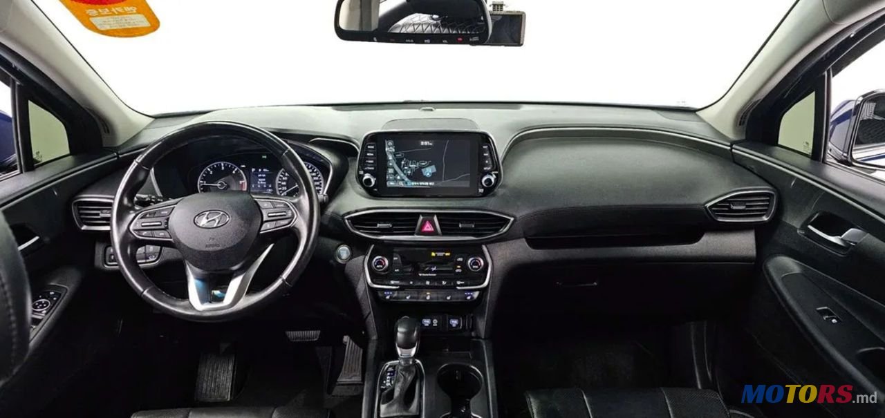 2018' Hyundai Santa Fe photo #4