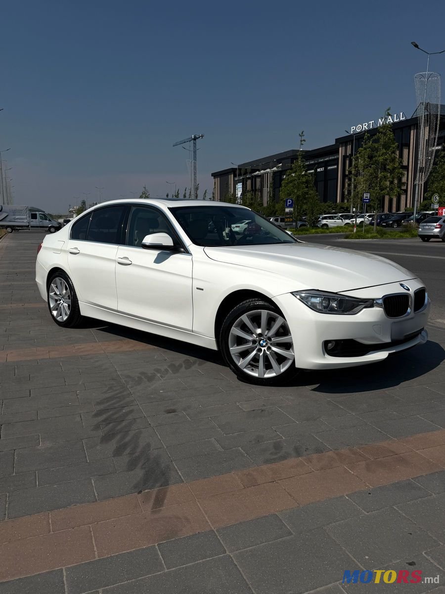 2012' BMW 3 Series photo #2