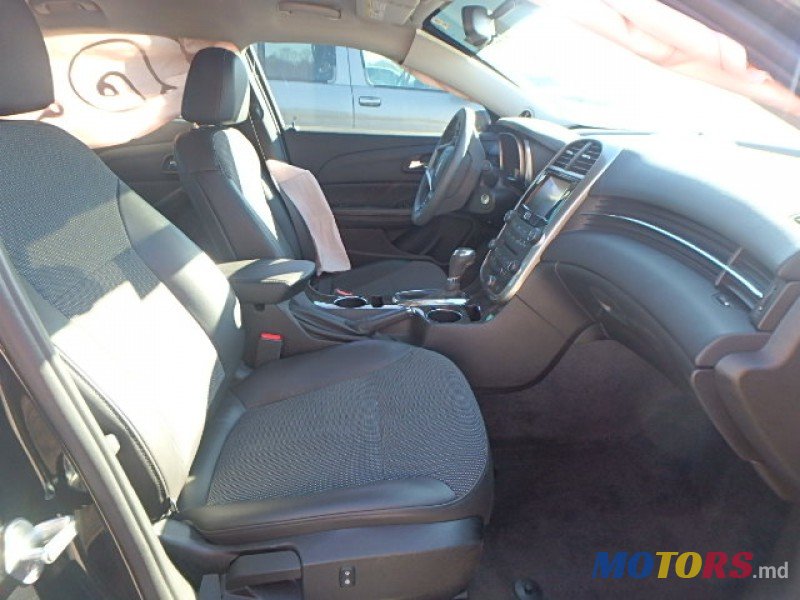 2015' Chevrolet Malibu photo #3