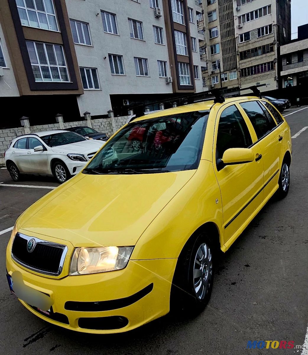 2006' Skoda Fabia photo #2