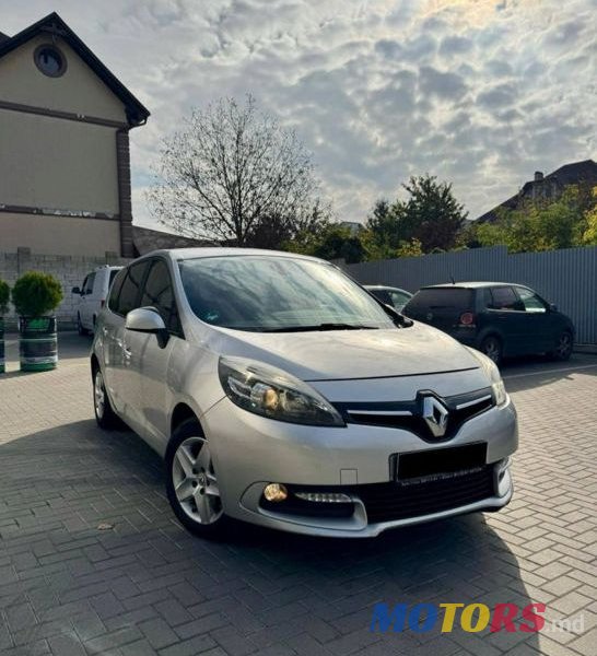 2014' Renault Grand Scenic photo #2