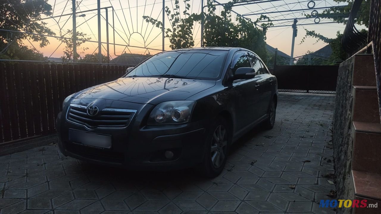 2006' Toyota Avensis photo #2