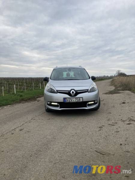 2014' Renault Grand Scenic photo #6