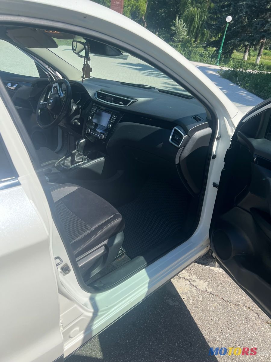 2017' Nissan Qashqai photo #5