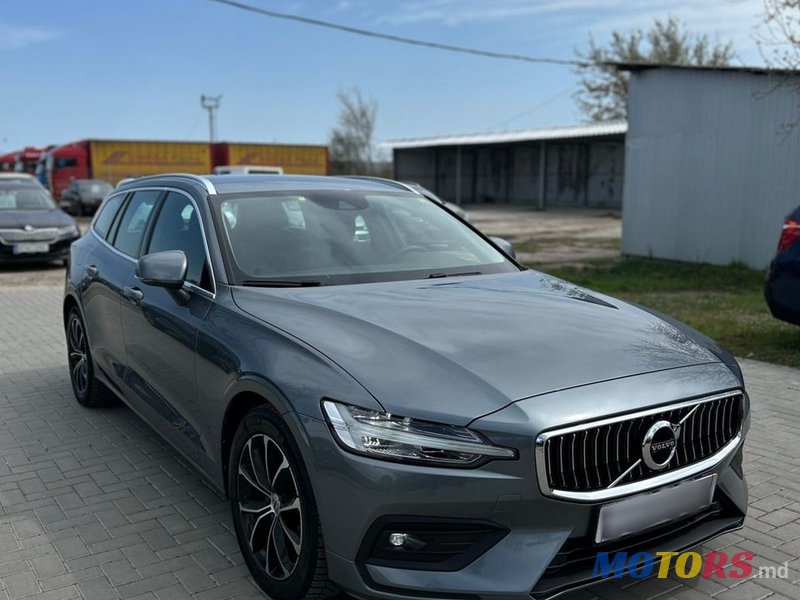 2020' Volvo V60 photo #2