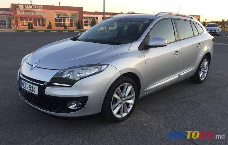 2012' Renault Megane photo #1