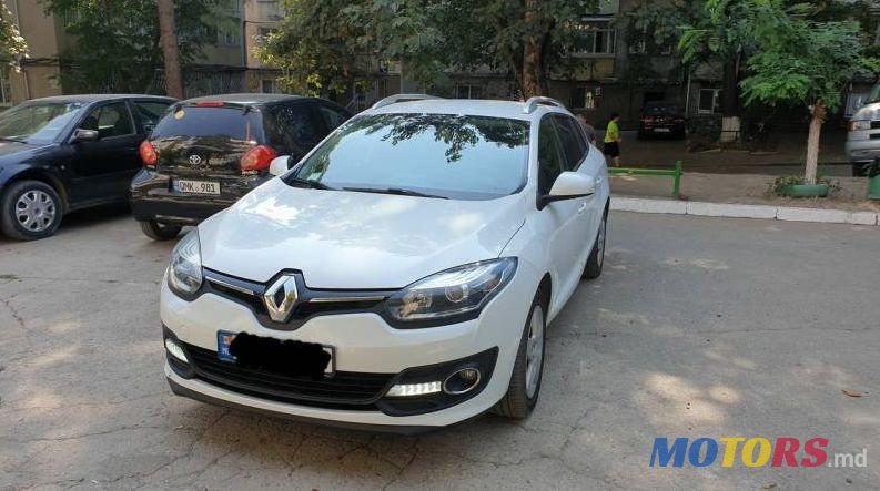 2014' Renault Megane photo #3
