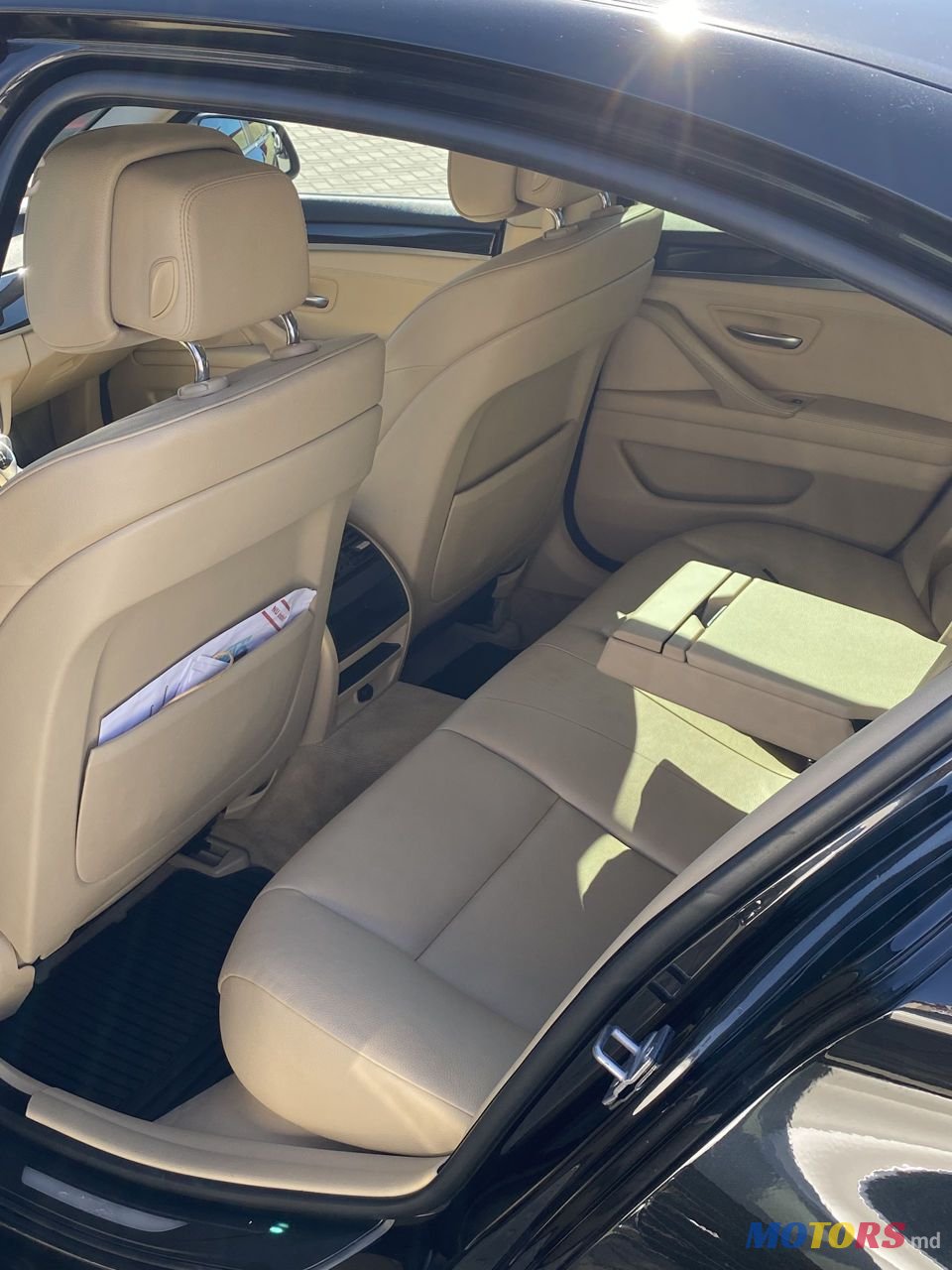 2013' BMW 5 Series photo #5